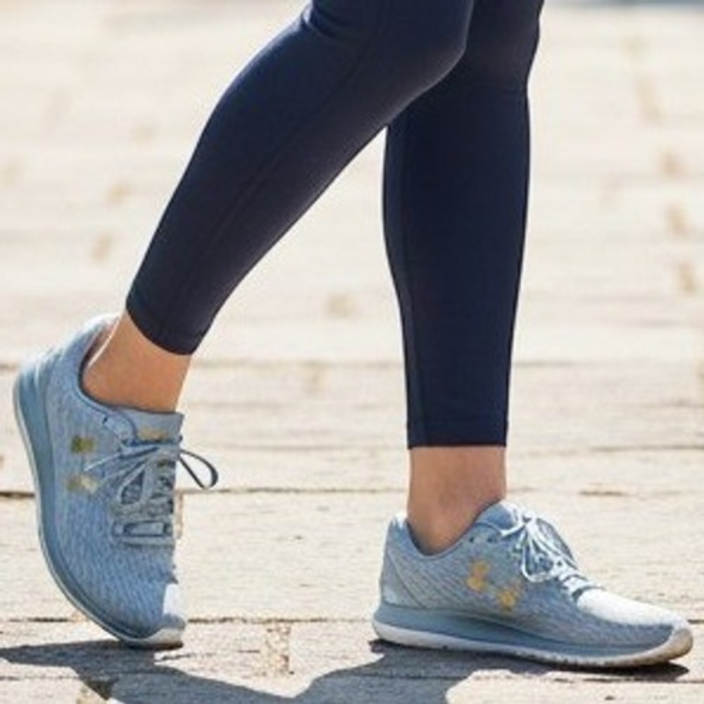 Under Armour Micro G Pursuit Running Shoes Light Blue Gold Metallic Womens 7